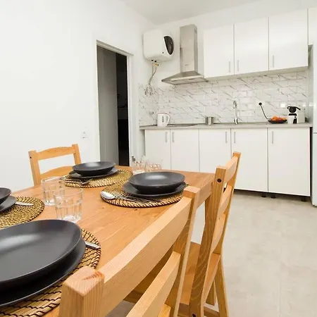 El Charco Ii - By Az Apartamento Arrecife (Lanzarote)